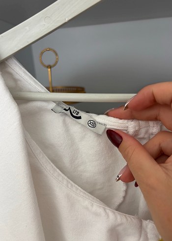 LTB Beyaz fırfır kollu mini üst