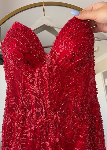 Kırmızı kına elbisesi - Görsel 3