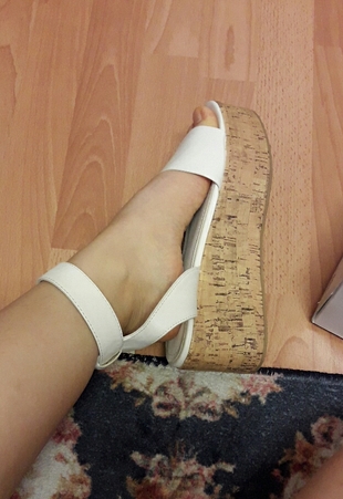 39 Beden beyaz Renk h&m sandalet