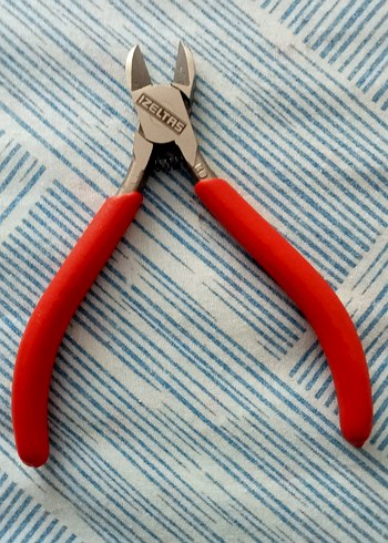 İzeltaş Elektronikçi Yan Keski Orijinal Sıfır Ürün