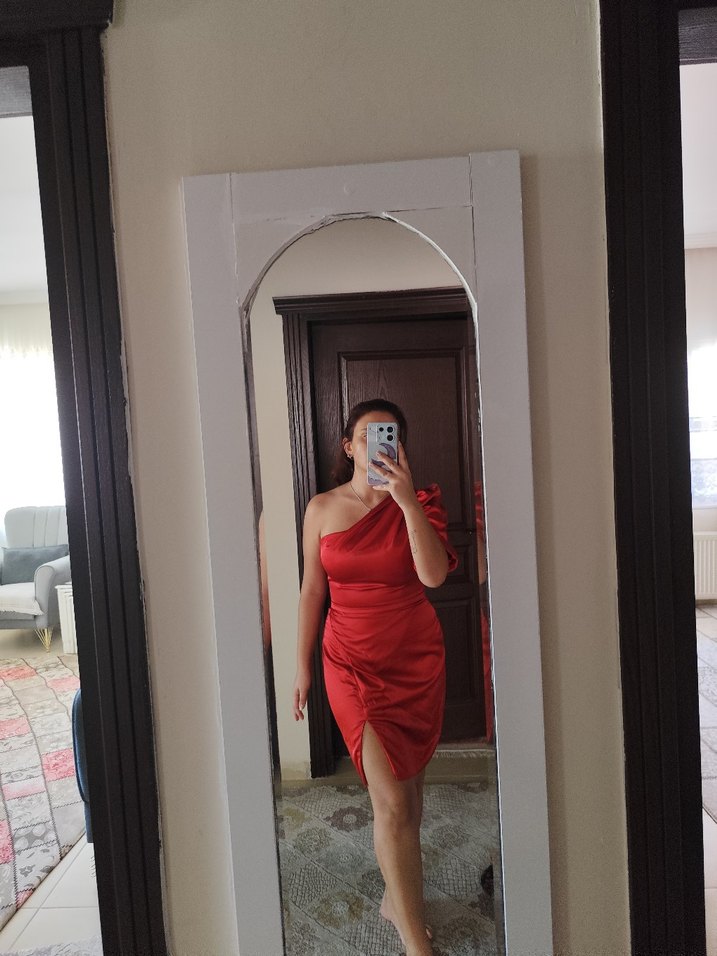 Kırmızı Drapeli Straplez Midi Elbise - Görsel 2