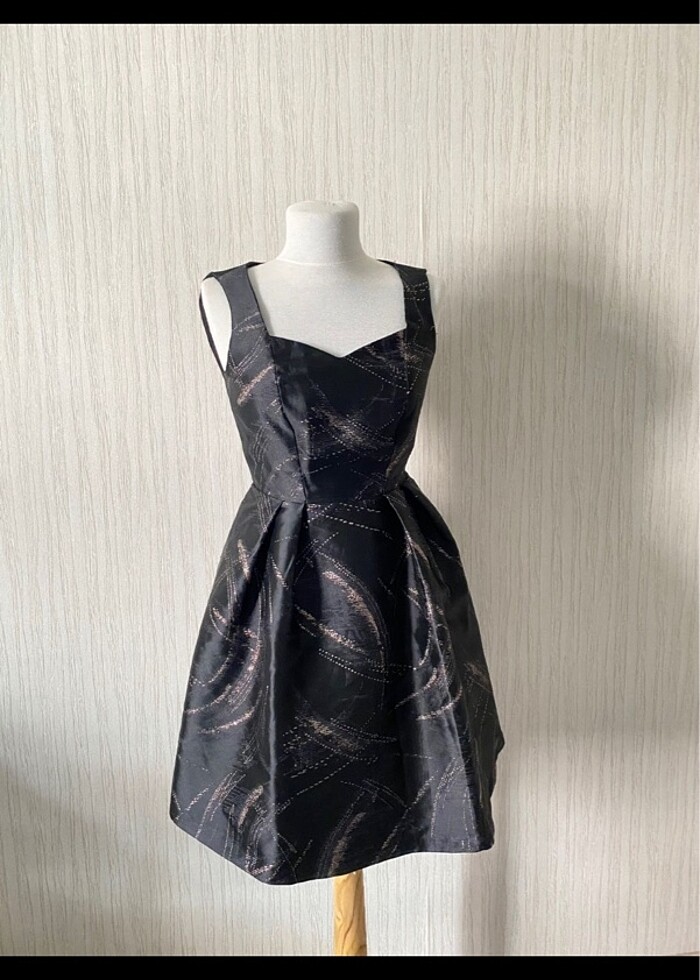 Tafta abiye elbise - Görsel 3