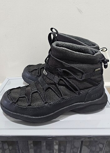 Keen KEEN KADIN KAR BOTU, SU GEÇİRMEZ