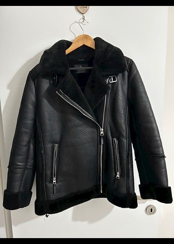 Stradivarius Kürk Detaylı Siyah Deri Biker Ceket