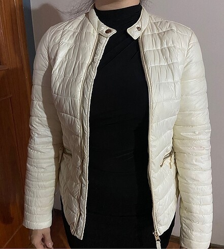 Bershka mont