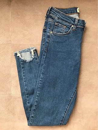 Diğer paça detaylı pantolon