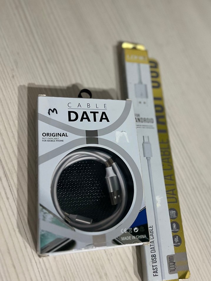 1 adet led ışıklı 1 adet normal micro uçlu şarj kablosu - Görsel 3