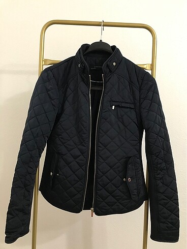 Zara mont