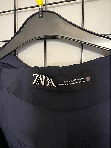 m Beden Zara yağmurluk lacivert