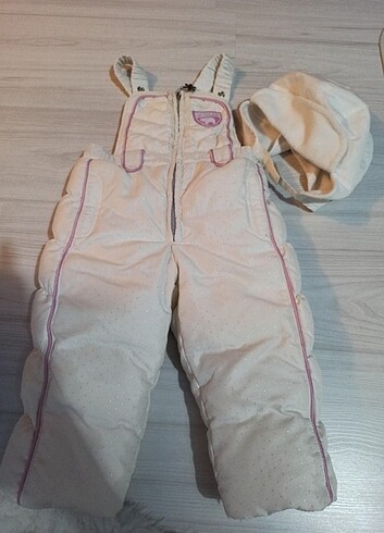 Astronot tulum ve astronot şapka