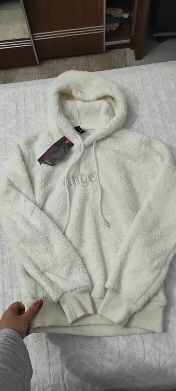 Peluş sweat