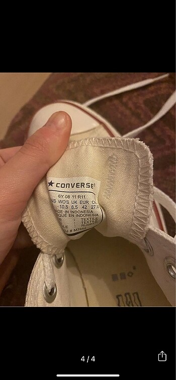 42 Beden beyaz Renk Beyaz Converse