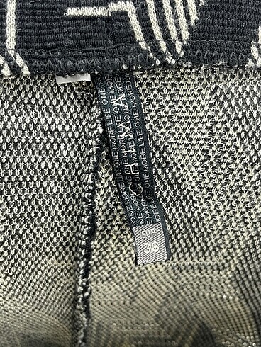 36 Beden çeşitli Renk Chanel Midi Etek %70 İndirimli.