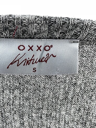 s Beden gri Renk oxxo Bluz %70 İndirimli.