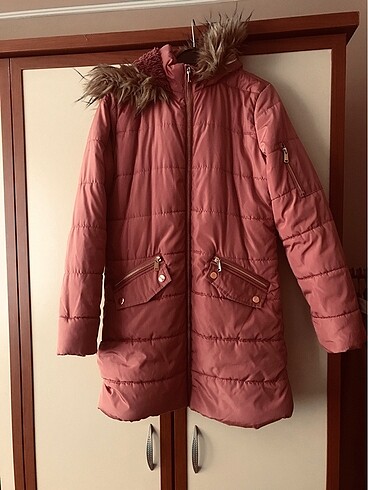 LC Waikiki Çocuk mont 11/12 yaş