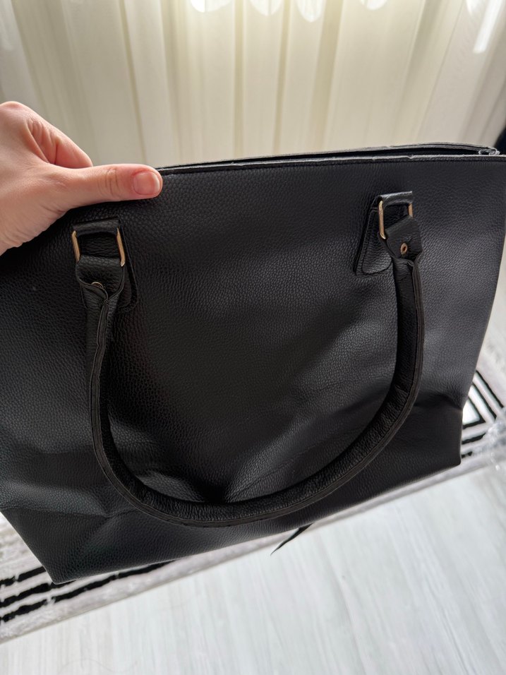 Siyah Deri Fermuarlı Kadın Çanta - Görsel 3