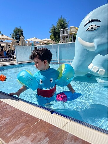 LC Waikiki Çocuk şort mayı