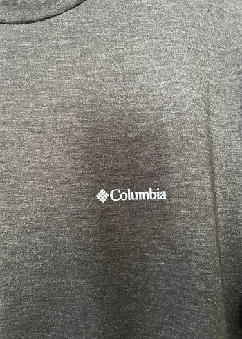 m Beden gri Renk Orijinal Columbia Gri Erkek Kısa Kollu Tişört