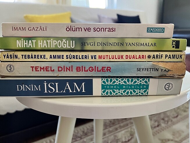  Dini kitaplar