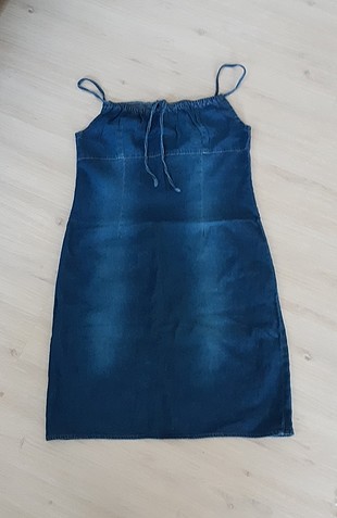 Kot jean askılı elbise