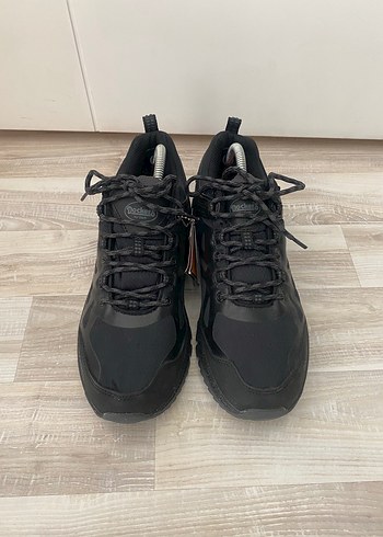 Dockers Erkek Bot