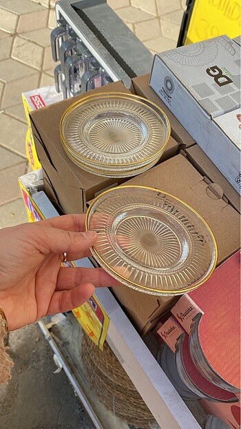 6lı Altın yaldızlı bardak altlığı