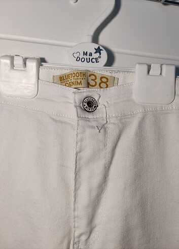 Bershka Beyaz Jean pantolon slimfit