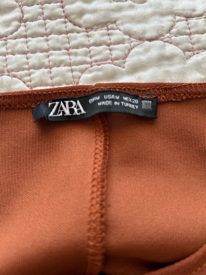 Drapeli Kahverengi Uzun Kollu omuz detaylı elbise - Görsel 4