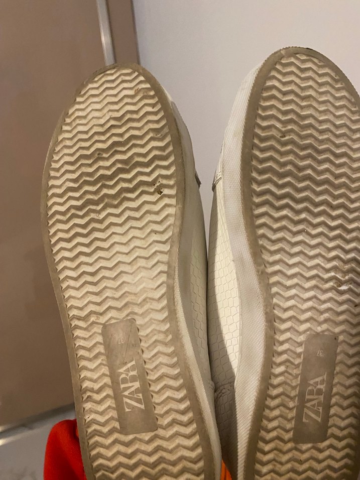 Zara Beyaz Yılan Desenli Kadın Spor Ayakkabı - Görsel 4