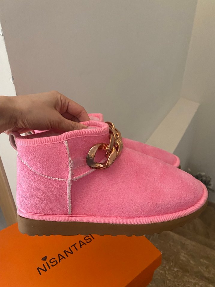 Pembe Zincir Detaylı Süet Bot - Görsel 2