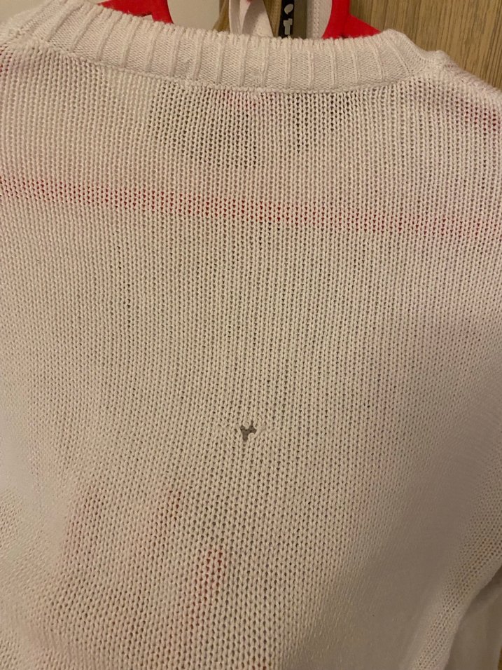 Beyaz delikli kazak - Görsel 3