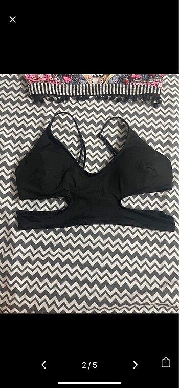Bikini üstü