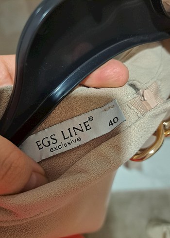 Zincir Detaylı Bej Kadın Tunik - Görsel 5