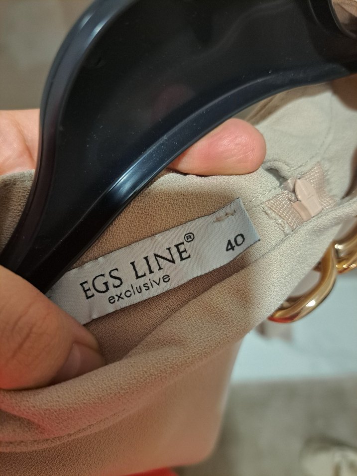 Zincir Detaylı Bej Kadın Tunik - Görsel 5