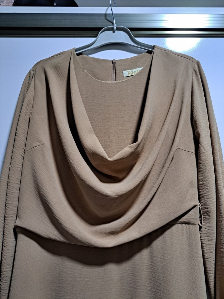 Drapeli Bej Uzun Kadın Elbise - Görsel 3