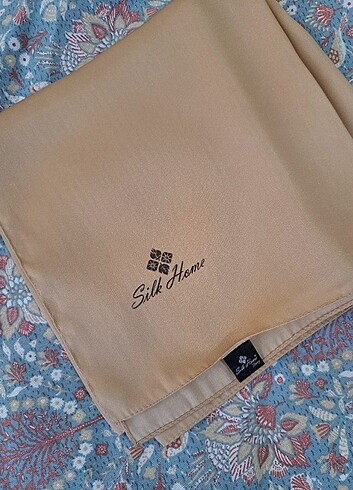 Silk home shiny eşarp