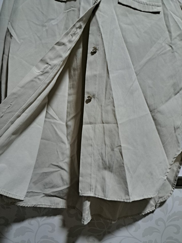 Bej Düğmeli Keten Kadın Gömlek - Görsel 2