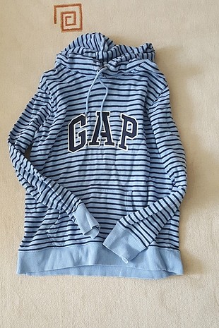 Gap Sweatshirt