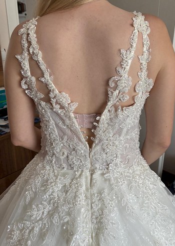 Dantel İşlemeli A Kesim Gelinlik - Görsel 10