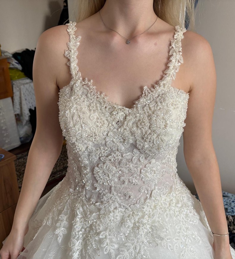 Dantel İşlemeli A Kesim Gelinlik - Görsel 2