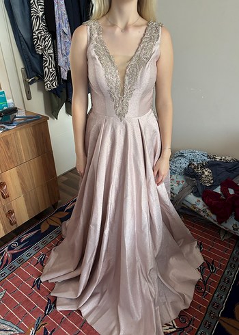 İşlemeli V Yaka Uzun Pudra Abiye Elbise - Görsel 3
