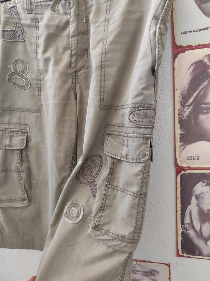 Kemerli Bej Kamuflaj Erkek Şort - Görsel 3