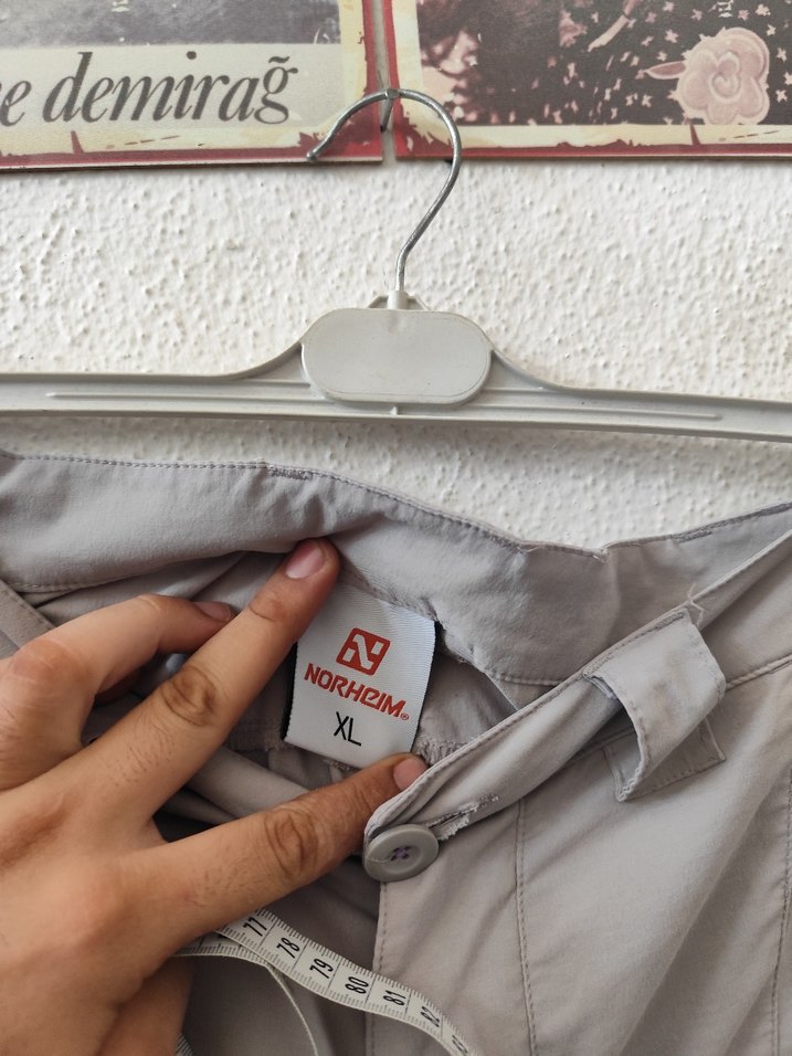 Kemerli Bej Keten Erkek Şort - Görsel 3