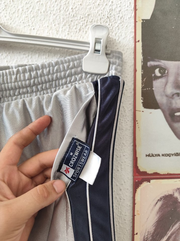 Gri Bel Bantlı Rahat Atlet Şort - Görsel 4