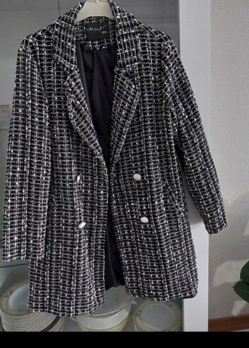 Düğmeli Siyah Midi Kadın Blazer