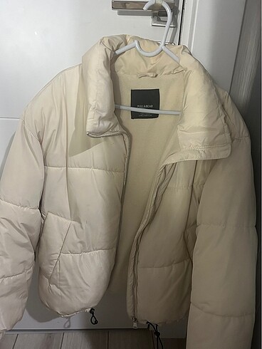 Pull and bear mont