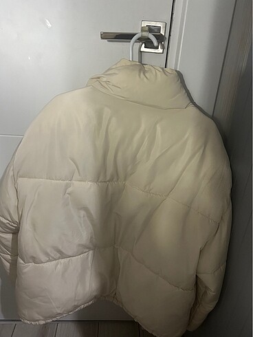 m Beden Pull and bear mont