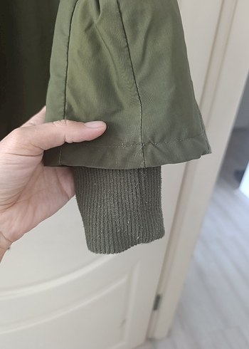 Kapüşonlu Rahat Kesim Kadın Mont - Görsel 3