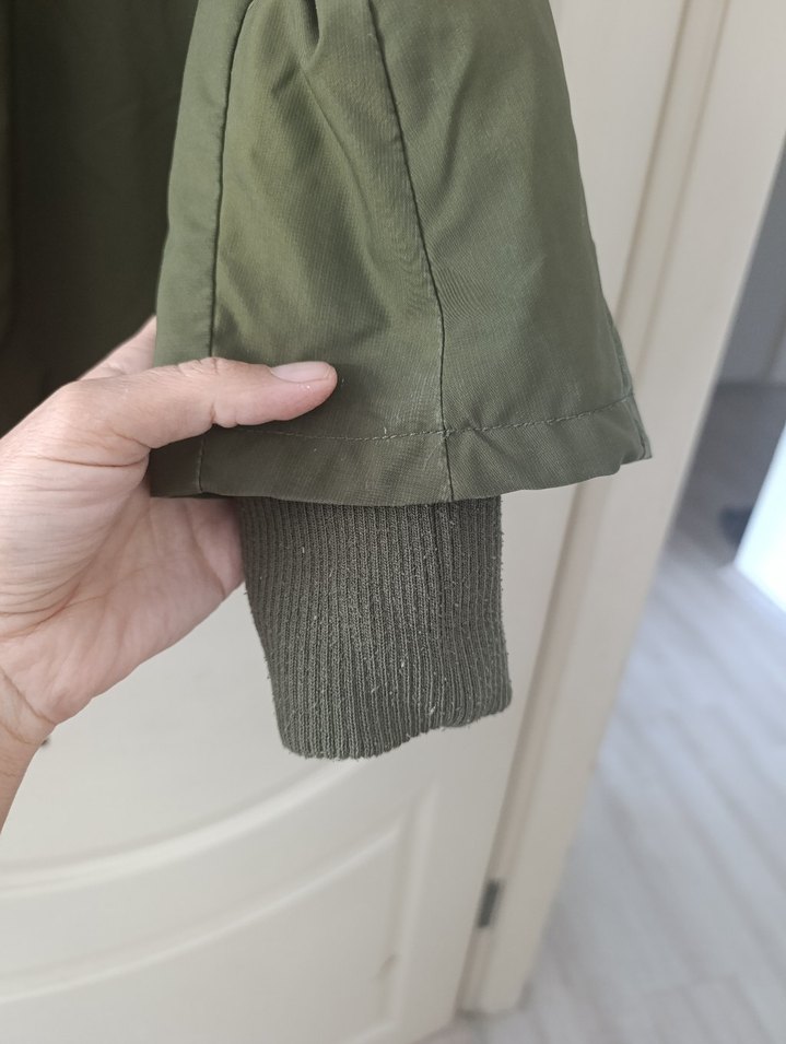 Kapüşonlu Rahat Kesim Kadın Mont - Görsel 3