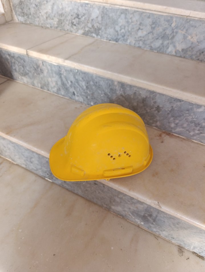 Sarı Plastik inşaat Kaskı Velcro Bantlı - Görsel 3